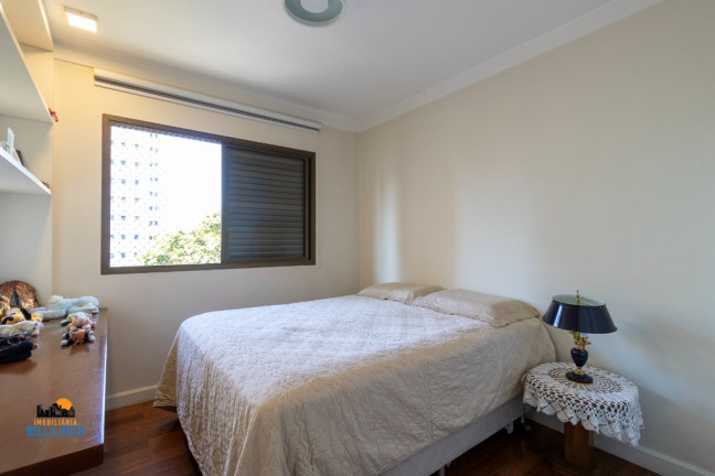 Imagem Apartamento com 3 Quartos à Venda, em Moema - São Paulo Imagem Apartamento com 3 Quartos à Venda, em Moema - São Paulo