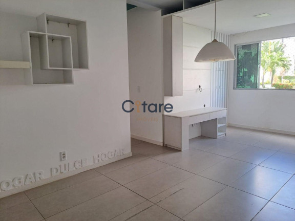 Apartamento com 3 Quartos à Venda,  em Messejana - Fortaleza