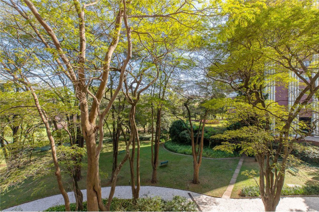 Imagem Imóvel com 4 Quartos à Venda, em Jardim Marajoara - São Paulo Imagem Imóvel com 4 Quartos à Venda, em Jardim Marajoara - São Paulo