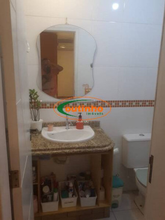 Imagem Casa com 3 Quartos à Venda, 170 m² em Maracanã - Rio De Janeiro Imagem Casa com 3 Quartos à Venda, 170 m² em Maracanã - Rio De Janeiro