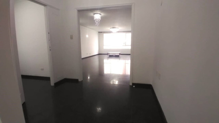 Imagem Apartamento com 3 Quartos à Venda, 250 m² em Gonzaga - Santos Imagem Apartamento com 3 Quartos à Venda, 250 m² em Gonzaga - Santos
