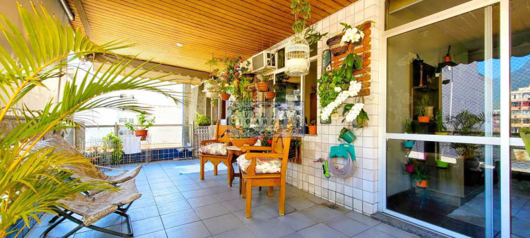 Imagem Apartamento com 4 Quartos à Venda, 170 m² em Tijuca - Rio De Janeiro Imagem Apartamento com 4 Quartos à Venda, 170 m² em Tijuca - Rio De Janeiro