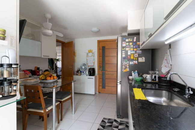 Imagem Apartamento com 3 Quartos à Venda, 154 m² em Icaraí - Niterói Imagem Apartamento com 3 Quartos à Venda, 154 m² em Icaraí - Niterói