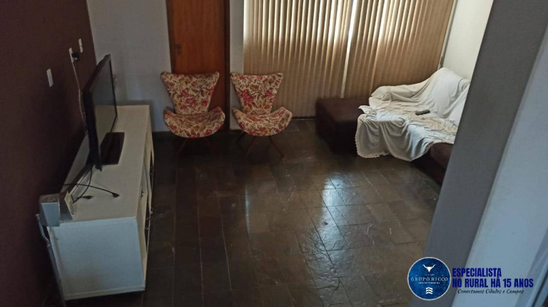 Imagem Casa com 3 Quartos à Venda, 379 m² em Setor Jaó - Goiânia Imagem Casa com 3 Quartos à Venda, 379 m² em Setor Jaó - Goiânia