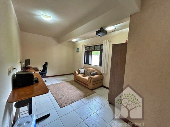Imagem Casa com 4 Quartos à Venda, 396 m² em Itacorubi - Florianópolis Imagem Casa com 4 Quartos à Venda, 396 m² em Itacorubi - Florianópolis