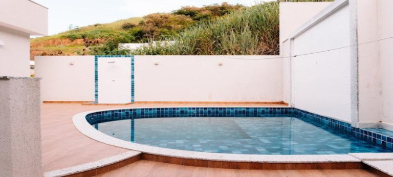 Imagem Casa com 5 Quartos à Venda, 400 m² em Maria Paula - São Gonçalo