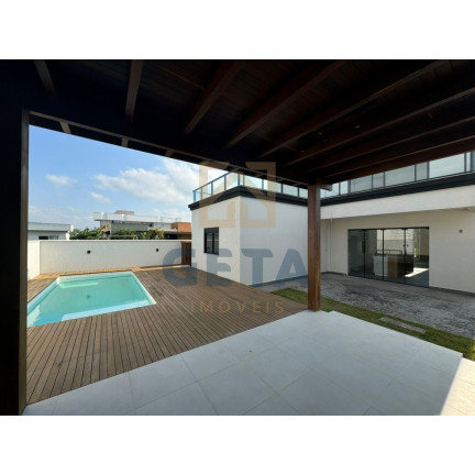 Imagem Casa com 4 Quartos à Venda, 225 m² em Santa Regina - Camboriú Imagem Casa com 4 Quartos à Venda, 225 m² em Santa Regina - Camboriú