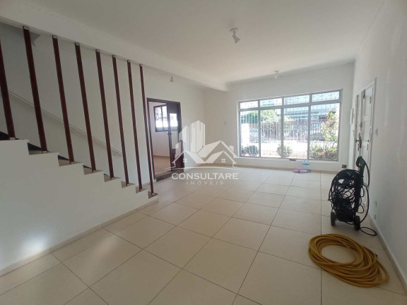 Sobrado com 3 Quartos para Alugar, 184 m² em Macuco - Santos