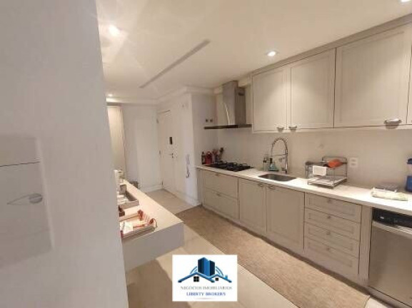 Imagem Apartamento com 4 Quartos à Venda, 193 m² em Aclimação - São Paulo