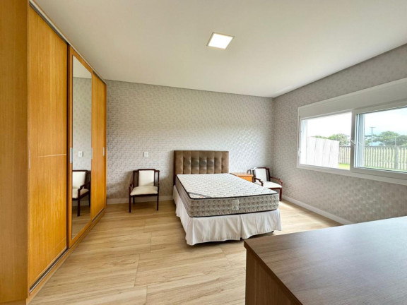 Imagem Casa com 3 Quartos à Venda, em -- - Capao Da Canoa Imagem Casa com 3 Quartos à Venda, em -- - Capao Da Canoa