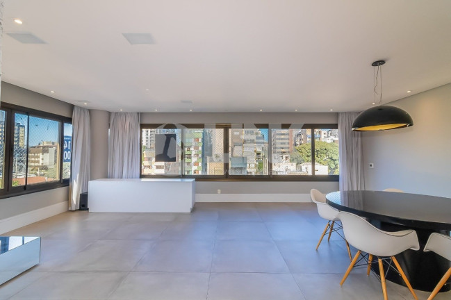Imagem Apartamento com 2 Quartos à Venda, 118 m² em Petrópolis - Porto Alegre Imagem Apartamento com 2 Quartos à Venda, 118 m² em Petrópolis - Porto Alegre