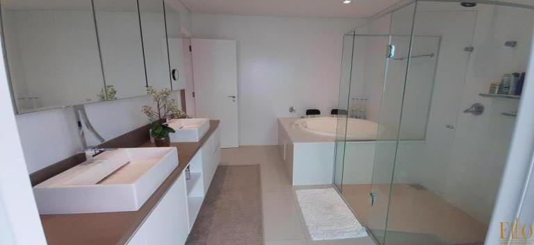 Imagem Apartamento com 6 Quartos à Venda, 358 m² em Centro - Balneário Camboriú Imagem Apartamento com 6 Quartos à Venda, 358 m² em Centro - Balneário Camboriú