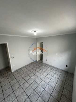 Imagem Casa com 3 Quartos à Venda, 240 m² em Jardim Silvania - Mogi Mirim Imagem Casa com 3 Quartos à Venda, 240 m² em Jardim Silvania - Mogi Mirim