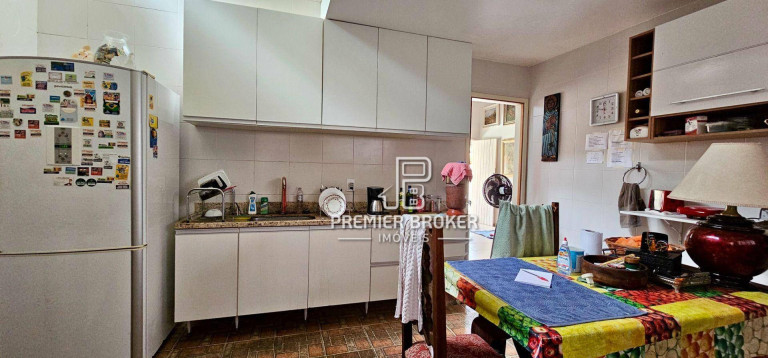 Imagem Casa com 3 Quartos à Venda, 144 m² em Carlos Guinle - Teresópolis Imagem Casa com 3 Quartos à Venda, 144 m² em Carlos Guinle - Teresópolis
