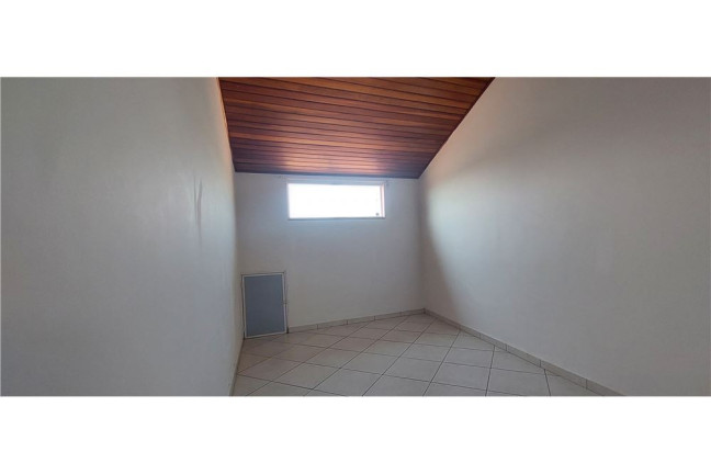 Imagem Casa com 3 Quartos à Venda,  em Vila Carmosina - São Paulo
