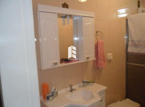 Imagem Casa com 4 Quartos à Venda, 130 m² em São José - Santa Maria