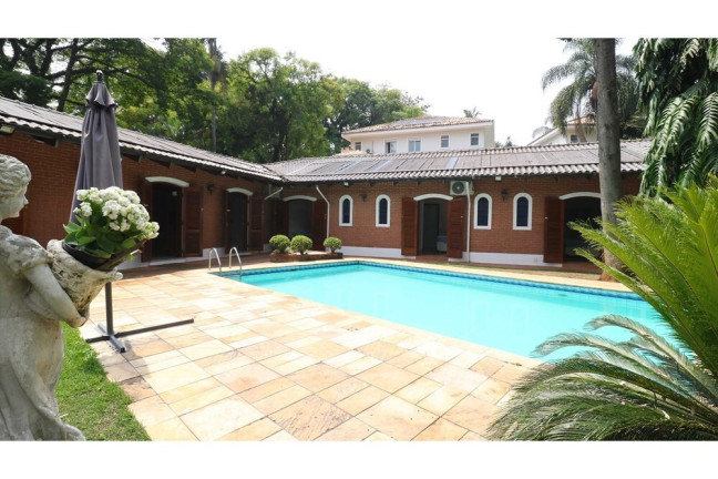 Casa com 4 Quartos à Venda,  em Santo Amaro - São Paulo