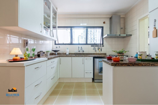 Imagem Apartamento com 4 Quartos à Venda,  em Moema - São Paulo