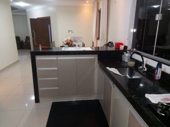 Imagem Casa com 3 Quartos à Venda, 300 m² em Residencial Veneza - Anápolis