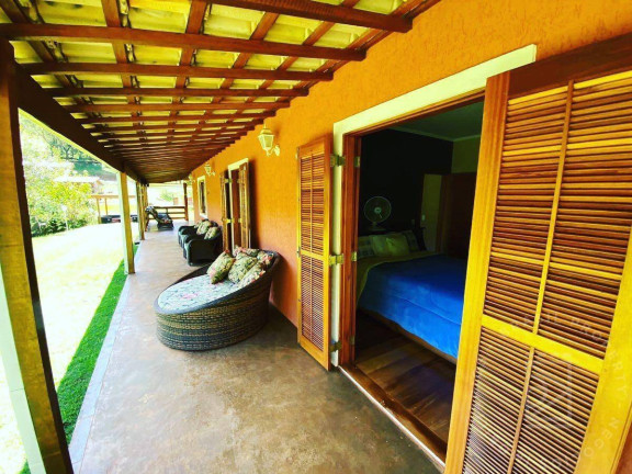 Imagem Chácara com 4 Quartos à Venda, 1.000 m² em Centro - Sapucaí-mirim Imagem Chácara com 4 Quartos à Venda, 1.000 m² em Centro - Sapucaí-mirim
