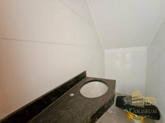 Imagem Sobrado com 2 Quartos à Venda, 60 m² em Canto Do Forte - Praia Grande Imagem Sobrado com 2 Quartos à Venda, 60 m² em Canto Do Forte - Praia Grande