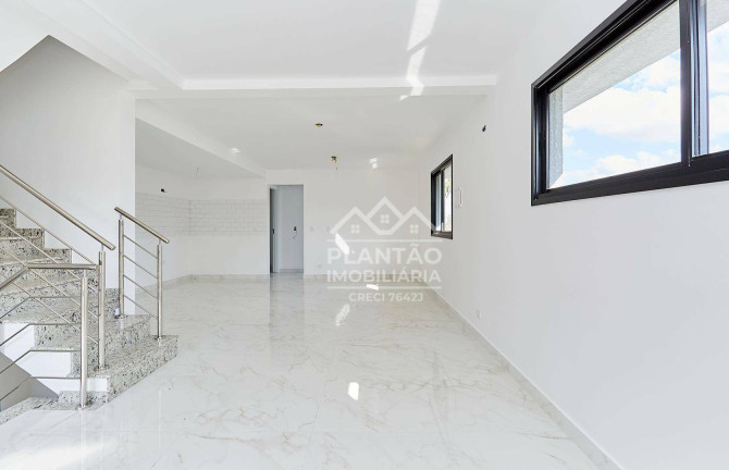 Imagem Sobrado com 3 Quartos à Venda, 176 m² em Abranches - Curitiba Imagem Sobrado com 3 Quartos à Venda, 176 m² em Abranches - Curitiba