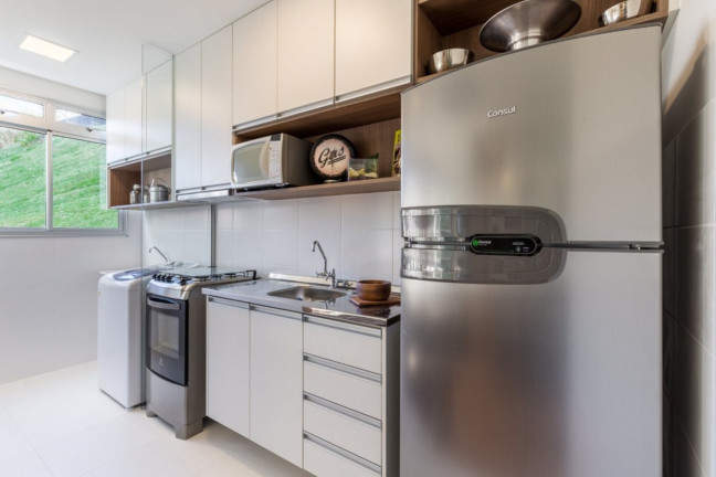 Imagem Imóvel com 2 Quartos à Venda, 46 m² em Jacarepaguá - Rio De Janeiro Imagem Imóvel com 2 Quartos à Venda, 46 m² em Jacarepaguá - Rio De Janeiro