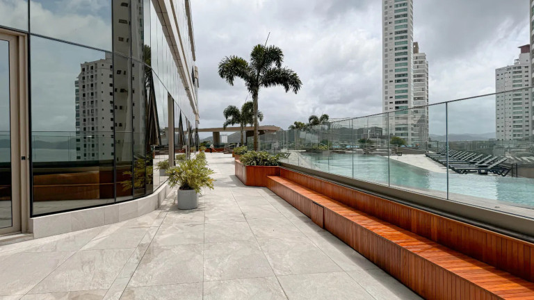 Imagem Apartamento com 3 Quartos à Venda, 160 m² em Pioneiros - Balneário Camboriú Imagem Apartamento com 3 Quartos à Venda, 160 m² em Pioneiros - Balneário Camboriú
