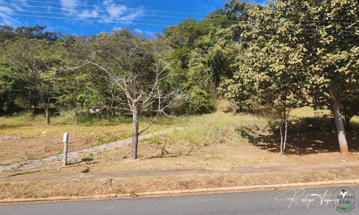 Terreno à Venda, 5.296 m² em Residencial Aldeia Do Vale - Goiânia