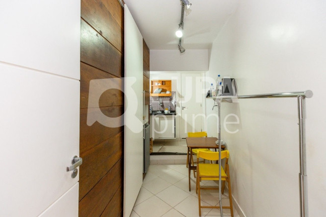 Imagem Casa com 3 Quartos à Venda, 100 m² em Jardins - São Paulo