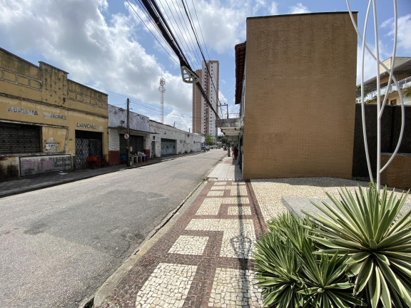 Sala Comercial à Venda, 31 m² em Centro - Fortaleza