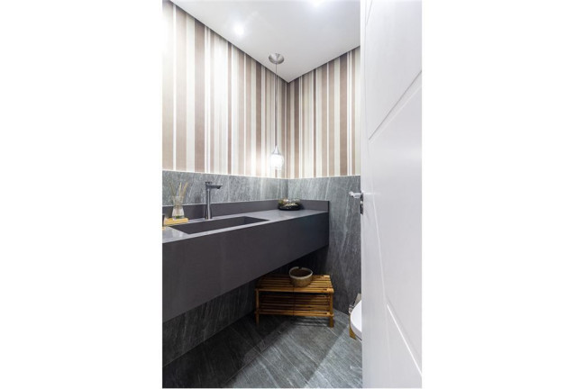 Imagem Casa com 3 Quartos à Venda, 206 m² em Interlagos - São Paulo