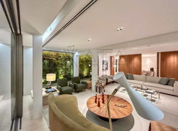 Imagem Casa com 5 Quartos à Venda, 700 m² em Brooklin - São Paulo Imagem Casa com 5 Quartos à Venda, 700 m² em Brooklin - São Paulo