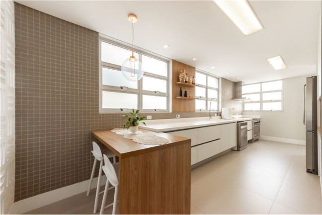 Imagem Apartamento com 3 Quartos à Venda, 198 m² em Itaim Bibi - São Paulo Imagem Apartamento com 3 Quartos à Venda, 198 m² em Itaim Bibi - São Paulo