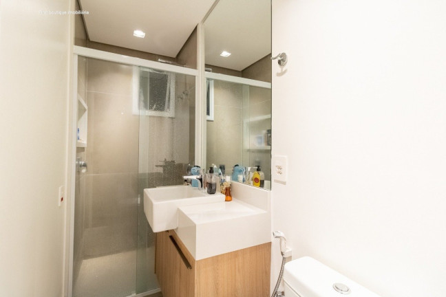 Imagem Apartamento com 2 Quartos à Venda, em Pinheiros - São Paulo Imagem Apartamento com 2 Quartos à Venda, em Pinheiros - São Paulo