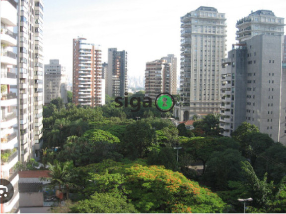 Apartamento com 3 Quartos à Venda, 183 m² em Vila Nova Conceição - São Paulo