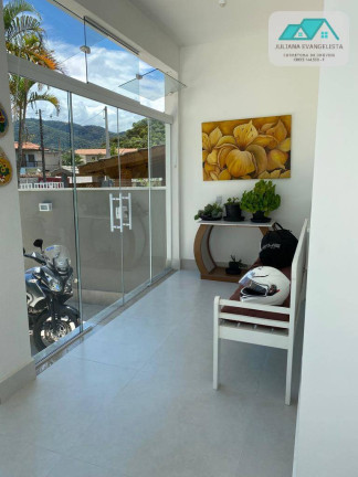 Imagem Sobrado com 4 Quartos à Venda, 360 m² em Recanto Som Do Mar - Caraguatatuba