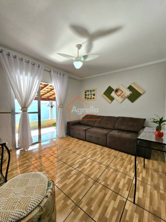 Imagem Casa com 4 Quartos à Venda, 300 m² em Jardim Copacabana - Mogi Mirim Imagem Casa com 4 Quartos à Venda, 300 m² em Jardim Copacabana - Mogi Mirim