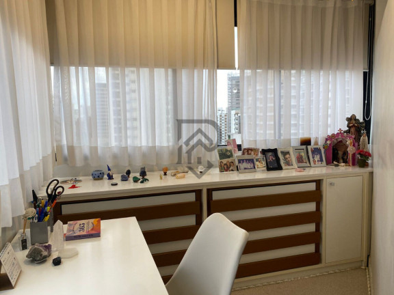 Imagem Apartamento com 3 Quartos à Venda, 112 m² em Moema - São Paulo Imagem Apartamento com 3 Quartos à Venda, 112 m² em Moema - São Paulo