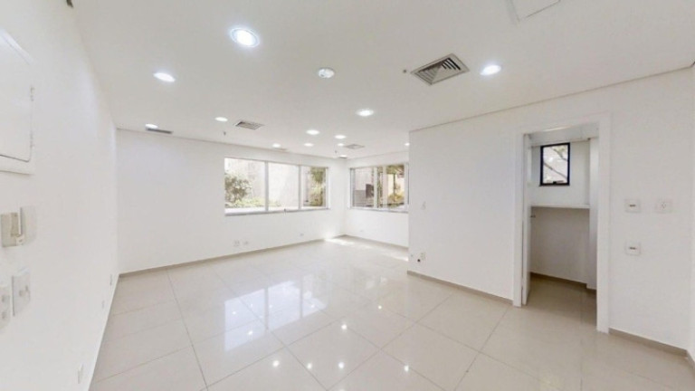 Sala Comercial à Venda, 63 m² em Itaim Bibi - São Paulo