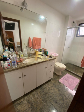 Imagem Imóvel com 3 Quartos à Venda, 130 m² em Praia Da Costa - Vila Velha Imagem Imóvel com 3 Quartos à Venda, 130 m² em Praia Da Costa - Vila Velha