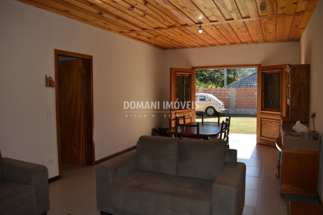 Imagem Imóvel com 4 Quartos à Venda, 200 m² em Região Dos Mellos - Campos Do Jordão Imagem Imóvel com 4 Quartos à Venda, 200 m² em Região Dos Mellos - Campos Do Jordão