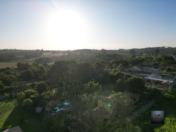 Imagem Imóvel com 2 Quartos à Venda, 1.750 m² em Parque Das Laranjeiras - Mogi Mirim