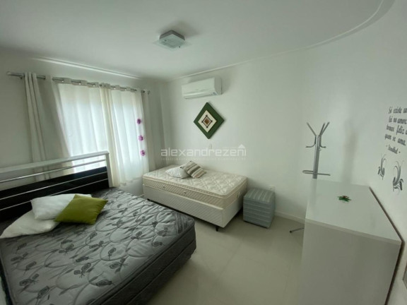 Imagem Apartamento com 2 Quartos para Temporada, 72 m² em Bombas - Bombinhas Imagem Apartamento com 2 Quartos para Temporada, 72 m² em Bombas - Bombinhas