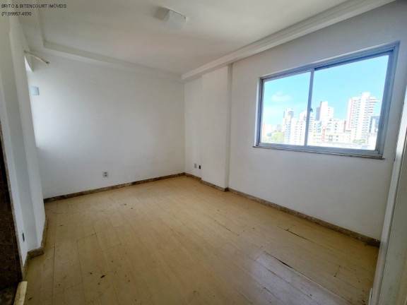 Imagem Imóvel com 3 Quartos à Venda, 130 m² em Graça - Salvador Imagem Imóvel com 3 Quartos à Venda, 130 m² em Graça - Salvador