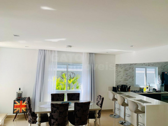 Imagem Casa com 4 Quartos à Venda, 205 m² em Suru - Santana De Parnaíba Imagem Casa com 4 Quartos à Venda, 205 m² em Suru - Santana De Parnaíba