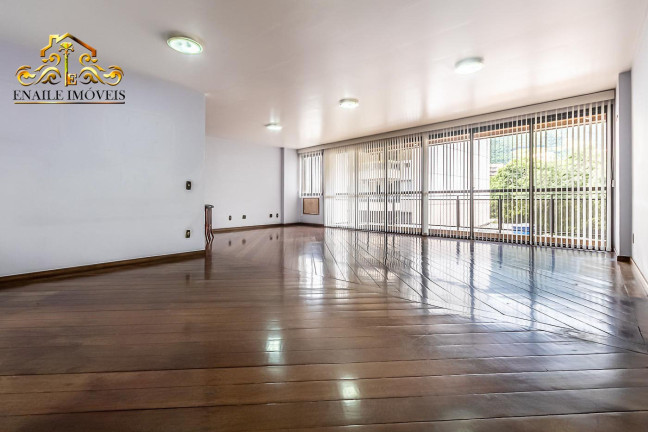 Imagem Apartamento com 4 Quartos à Venda, 220 m² em Tijuca - Rio De Janeiro Imagem Apartamento com 4 Quartos à Venda, 220 m² em Tijuca - Rio De Janeiro