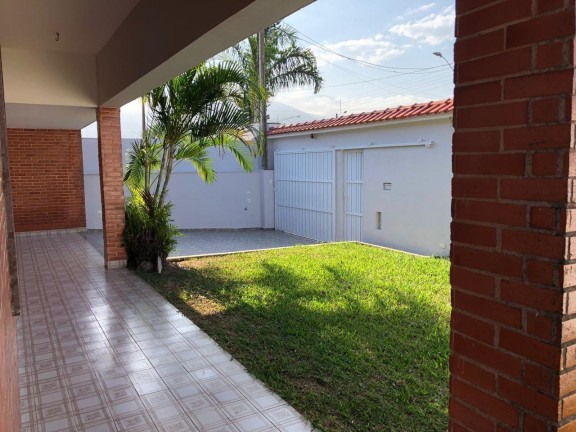 Imagem Casa com 3 Quartos à Venda, 272 m² em Flórida - Praia Grande Imagem Casa com 3 Quartos à Venda, 272 m² em Flórida - Praia Grande