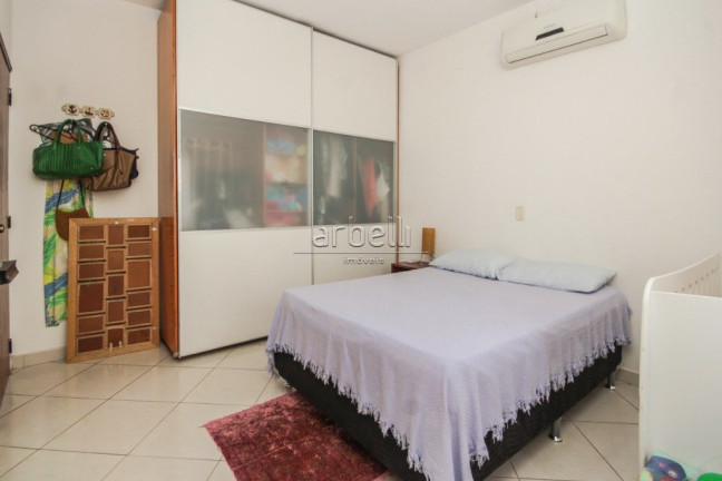 Imagem Casa com 3 Quartos à Venda ou Locação, 270 m² em Vila Hamburguesa - São Paulo Imagem Casa com 3 Quartos à Venda ou Locação, 270 m² em Vila Hamburguesa - São Paulo