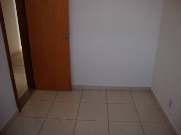 Imagem Imóvel com 2 Quartos à Venda, 45 m² em Maria Helena - Belo Horizonte